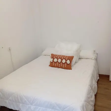 Casa En * トレラベーガ